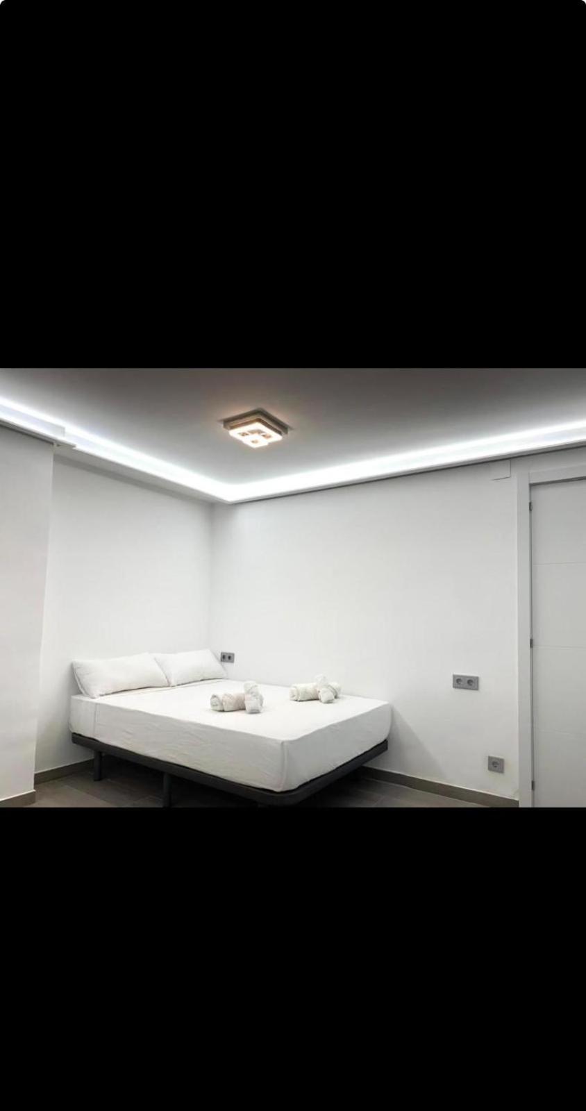 Avakian Suite Valencia Ngoại thất bức ảnh