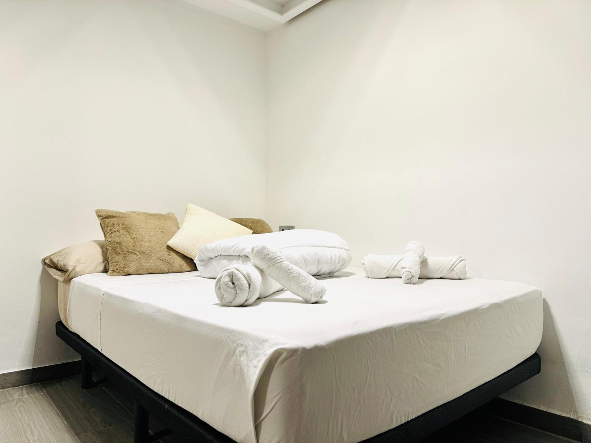 Avakian Suite Valencia Ngoại thất bức ảnh